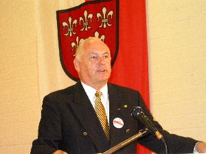 Klaus Wagner, der Vorsitzende des Verkehrssicherheitskreises des ADAC, hatte eine sehr gute Idee, wie sich sp&auml;ter herausstellen wird