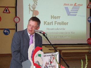 Er kann's besonders gut mit den Kindern, denn deren Verkehrssicherheit liegt ihm ganz besonders am Herzen