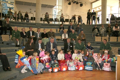 Blick in die wundersch�ne Aula der Grundschule Unterf�hring�, Walter Schwab