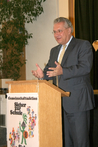 Innenminister Joachim Herrmann bei seinem Statement, mit �berzeugung und Herzblut vorgetragen�, Walter Schwab