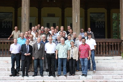 Der bisherige Gesch�ftsf�hrer verabschiedet sich von den Teilnehmern aus Mittelfranken und Schwaben