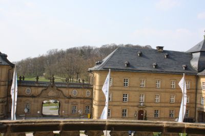 Durch dieses Tor verl�sst Du das gastliche Kloster Banz der Hans-Seidel-Stiftung